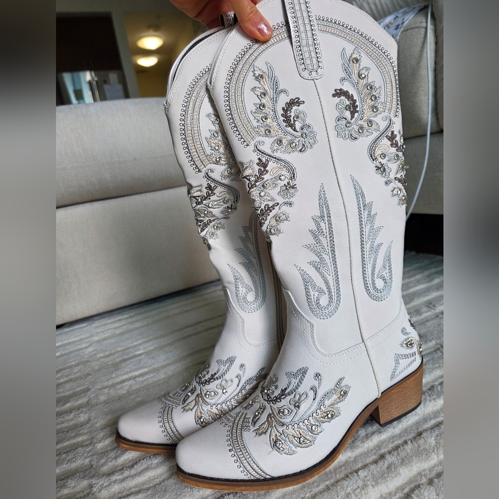 Western Cowboy Boots for Women Embroidered Rhinestones Knee High Cowgirl Boot - Picture 6 of 7